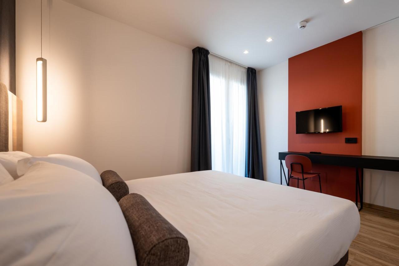 Hotel Sporting Ричоне Екстериор снимка