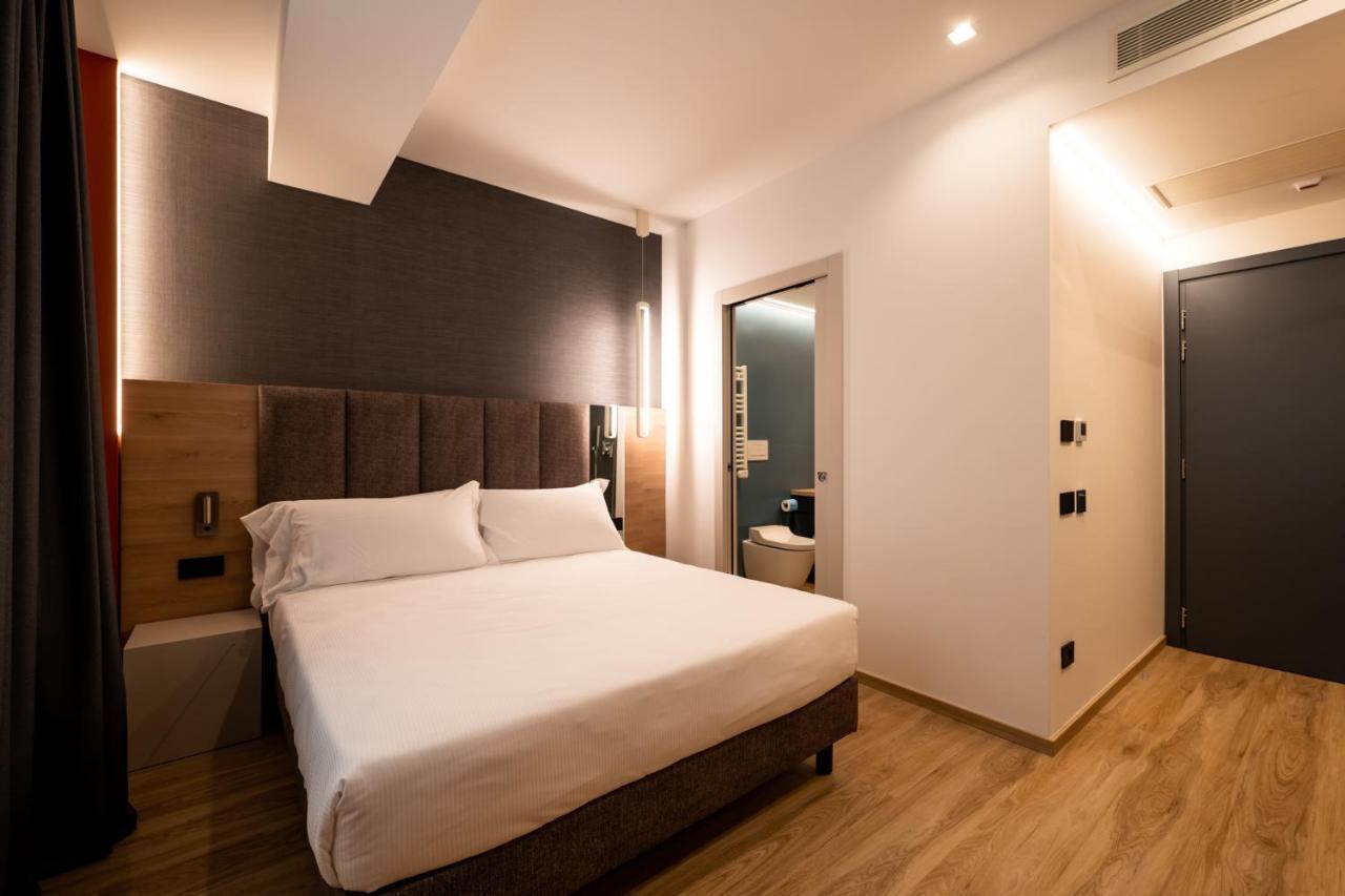 Hotel Sporting Ричоне Екстериор снимка