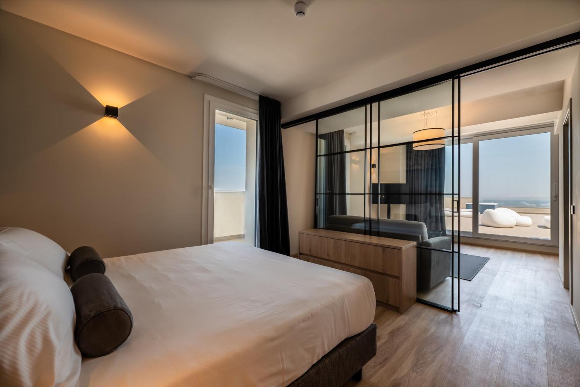 Hotel Sporting Ричоне Екстериор снимка