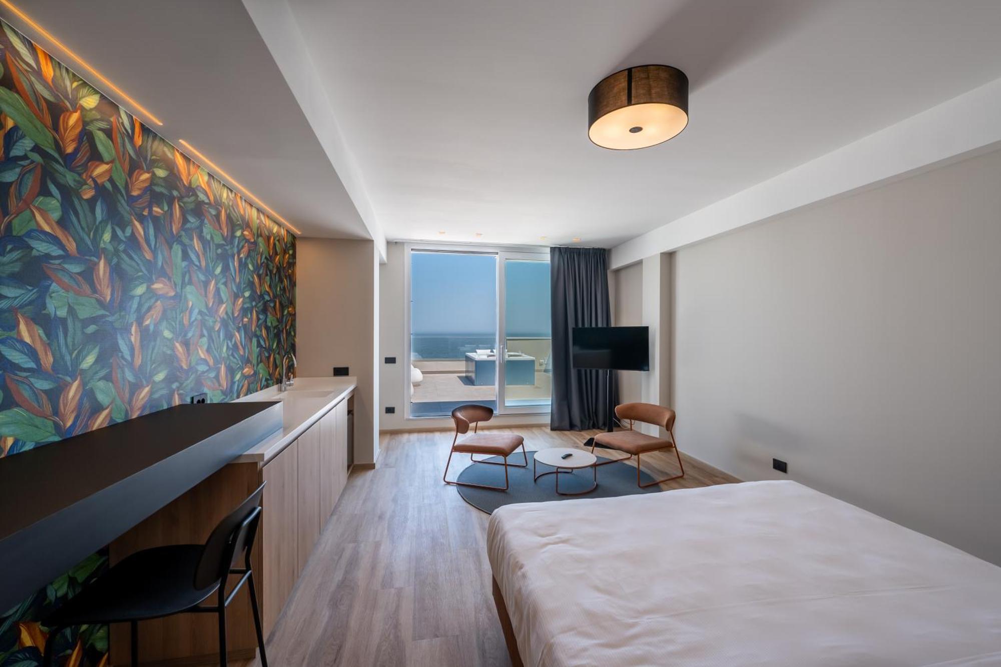 Hotel Sporting Ричоне Екстериор снимка